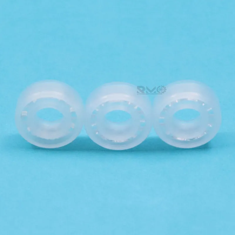 Oil free 686 PP plastic ball bearing operating in semiconductor wafer cleaning equipment